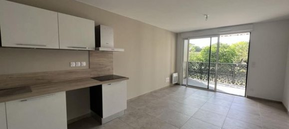 1 bedroom Apartment in Montpellier, France No. 278860 2