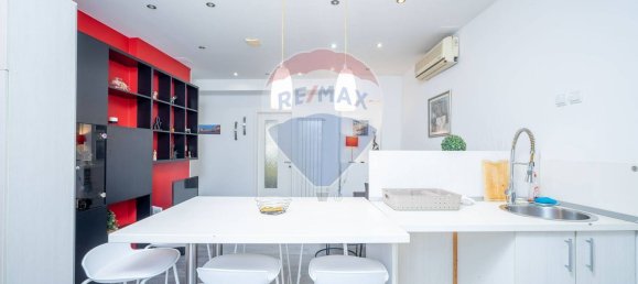 Apartamento de 4 habitaciónes en Trieste, Italy No. 19736 8