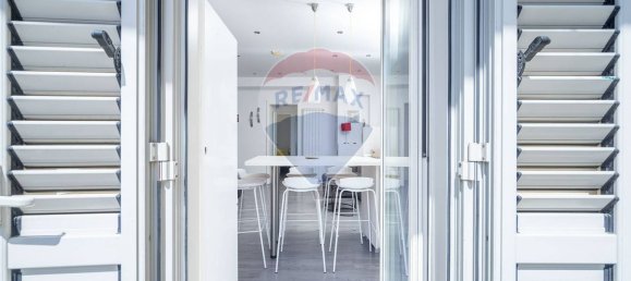 Apartamento de 4 habitaciónes en Trieste, Italy No. 19736 2