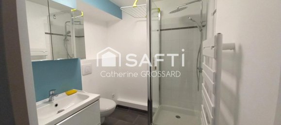 1 bedroom Apartment in Haubourdin, France No. 260981 4