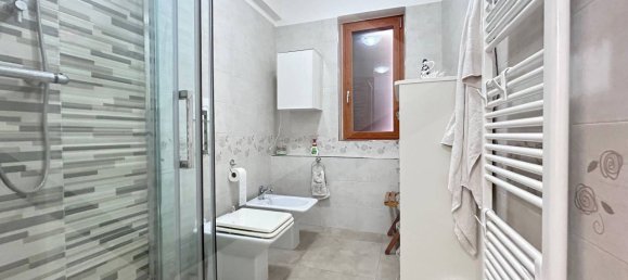 6غرفة فيلا في Bitonto, Italy رقم 22377 23