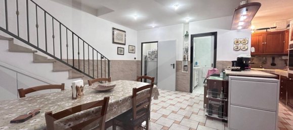 6غرفة فيلا في Bitonto, Italy رقم 22377 39