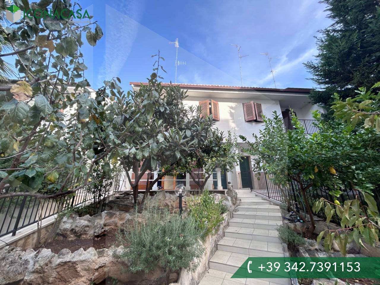 6غرفة فيلا في Bitonto, Italy رقم 22377