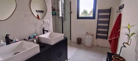 5 bedrooms House in Nantes, France No. 362421 5