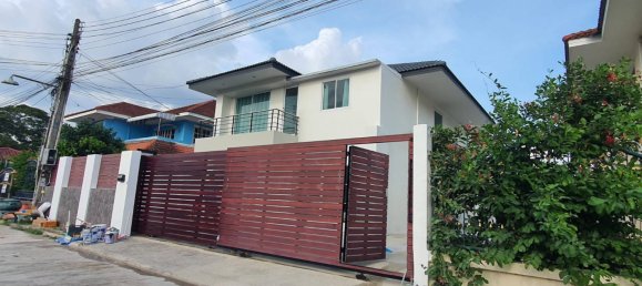 6 bedrooms Cafe / restaurant in Pattaya, Thailand No. 11850 2