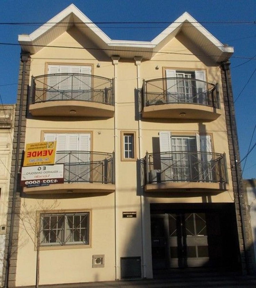 2 Schlafzimmer Wohnung in Lanus, Argentina, Nr. 52023