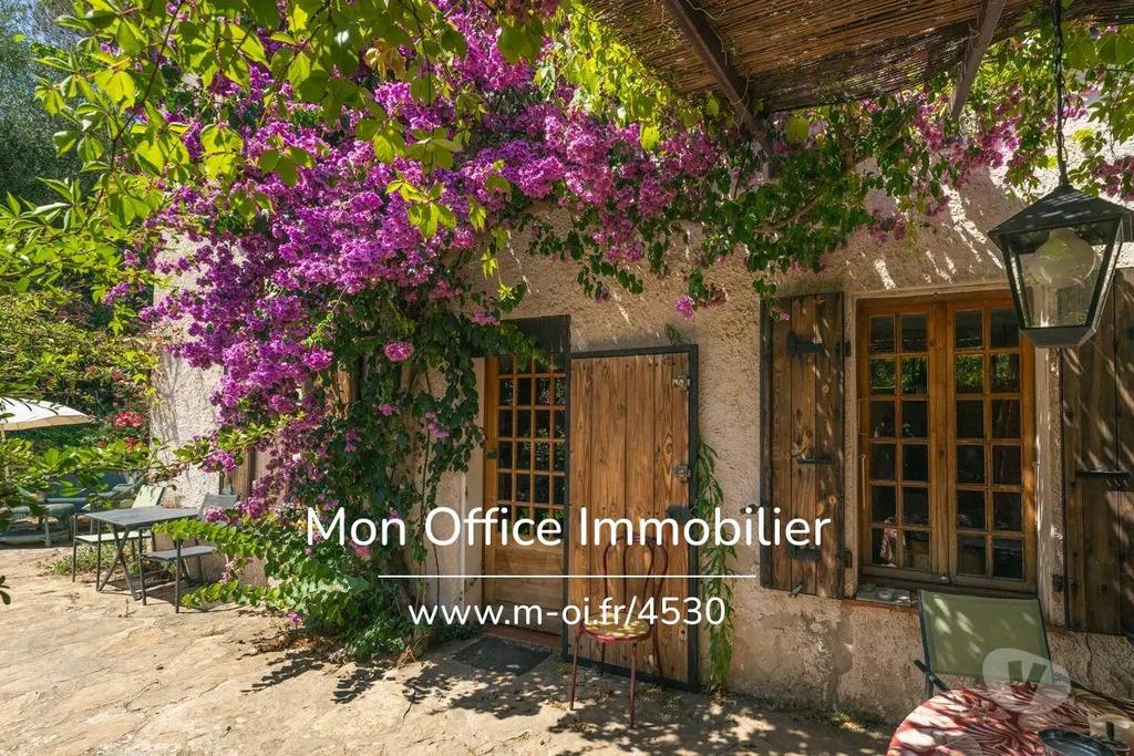 Villa de 5 divisões em Bandol, France N.º 190880