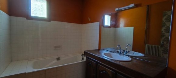 5 bedrooms House in Ille-et-Vilaine, France No. 290890 8