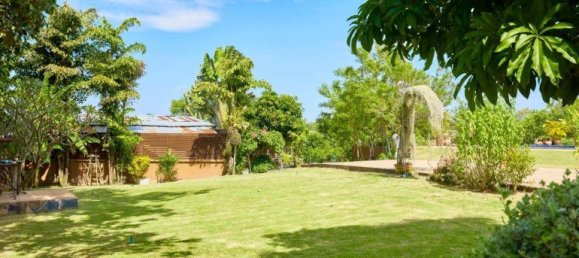 6 bedrooms House for sale in Pattaya, Chonburi, Eastern Thailand, Thailand № 142279 4
