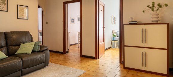 4 chambres Appartement à Genoa, Italy No. 372363 3