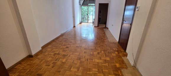 3 bedrooms Apartment in Sant Marti, Spain No. 146468 4