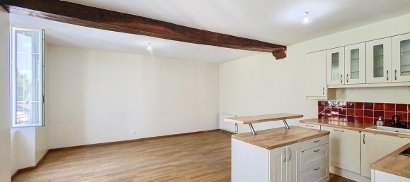 2 bedrooms Duplex in Corbeil-Essonnes, France No. 144116 2