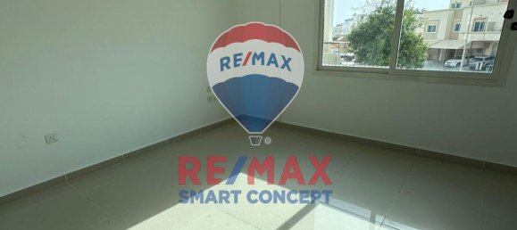 2 bedrooms Townhouse in Al Reef, UAE No. 36969 4