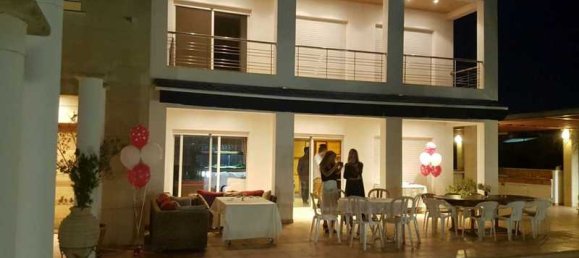 Casa de 4 dormitorios en Mouttagiaka, Cyprus No. 6631 11