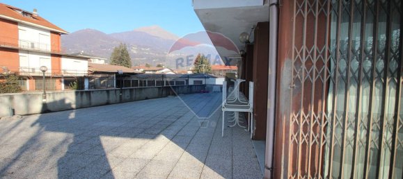 Gewerbliche Immobilie in Cuorgnè, Italy 270m², Nr. 12996 29