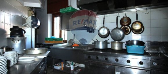 Gewerbliche Immobilie in Cuorgnè, Italy 270m², Nr. 12996 17