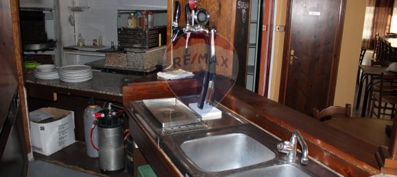 Gewerbliche Immobilie in Cuorgnè, Italy 270m², Nr. 12996 38