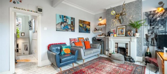 2 bedrooms Apartment in London, United Kingdom No. 7416 9