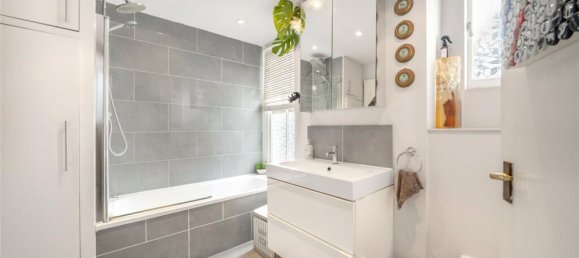 2 bedrooms Apartment in London, United Kingdom No. 7416 6