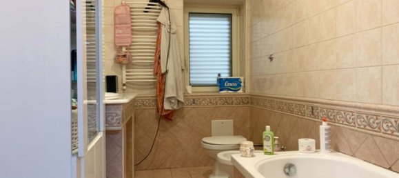 5-salle Appartement à Trani, Italy No. 178939 11