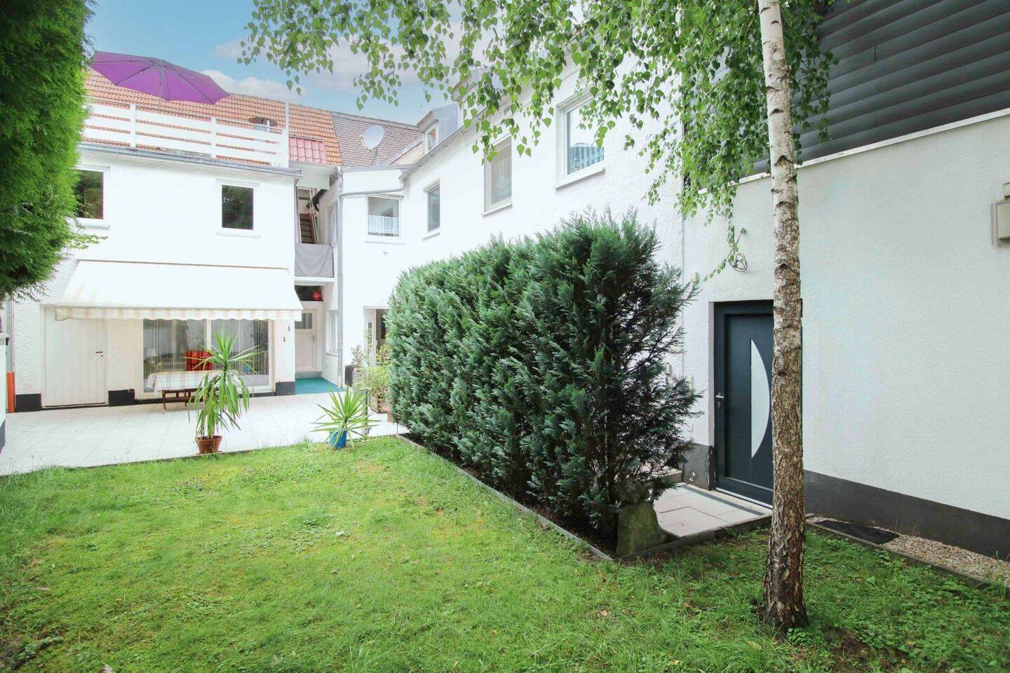 Edificio en Pfaffenhofen an der Ilm, Germany 351 m² No. 275426