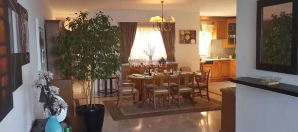 2 غرف نوم بانتهاوس في Sliema, Malta رقم 3142 4