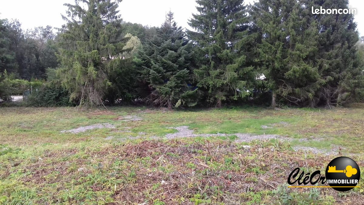 2200m² Land in Pouilly-sur-Saone, France No. 289972