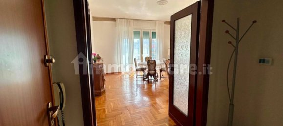 3 bedrooms Apartment in Ferrara, Italy No. 277317 2