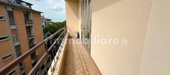 3 bedrooms Apartment in Ferrara, Italy No. 277317 7