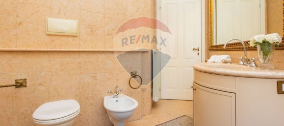 3 bedrooms Apartment in Busto Arsizio, Italy No. 57514 18