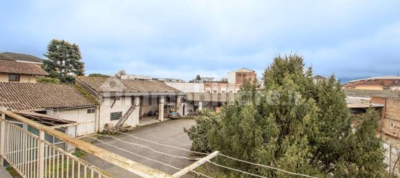 3 Schlafzimmer Haus in Trino, Italy, Nr. 232080 7