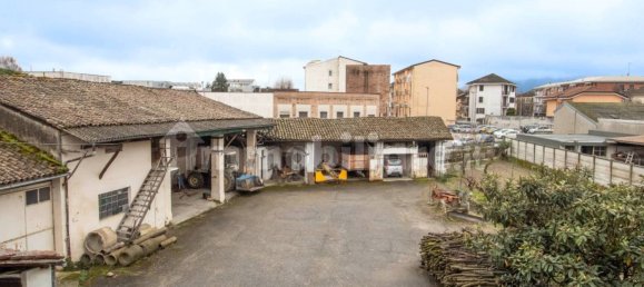 3 Schlafzimmer Haus in Trino, Italy, Nr. 232080 8