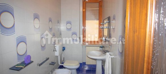 3 Schlafzimmer Haus in Trino, Italy, Nr. 232080 9