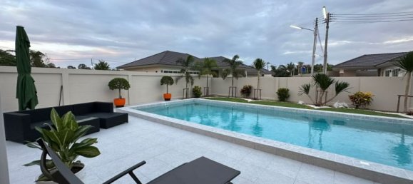 Кафе / ресторан с 3 спальнями в Паттайя, Таиланд № 8568 5