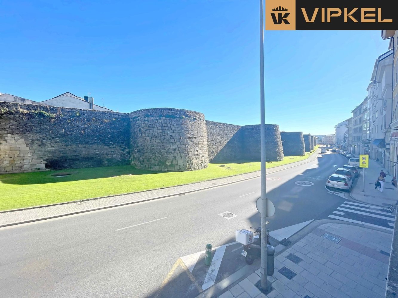 Bâtiment à Lugo, Spain 343m² No. 42367