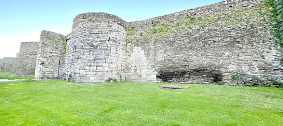 Bâtiment à Lugo, Spain 343m² No. 42367 2