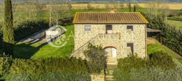 3 bedrooms House in Cortona, Italy No. 128571 6