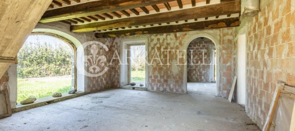 3 bedrooms House in Cortona, Italy No. 128571 8