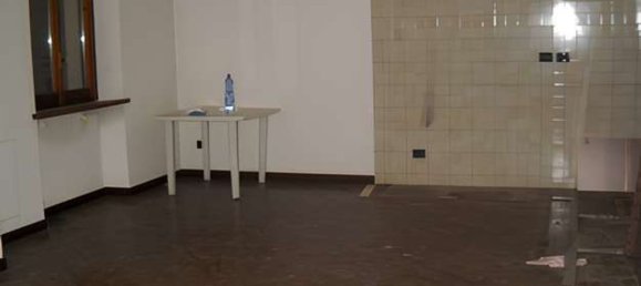 3 rooms Apartment in Besana in Brianza, Italy No. 3741 8