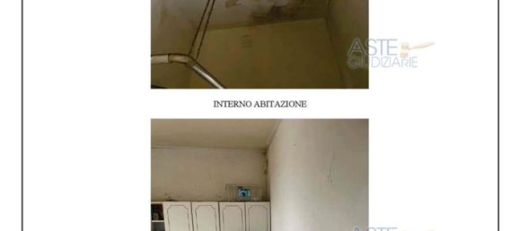 4-salle Appartement à Prato, Italy No. 192578 8