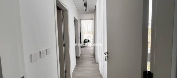 4 bedrooms Villa in Tilal City, UAE No. 19275 10