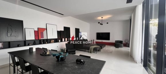 4 bedrooms Villa in Tilal City, UAE No. 19275 6