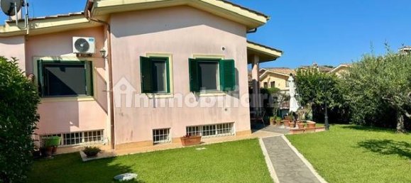 4 Schlafzimmer Villa in Ardea, Italy, Nr. 330743 10
