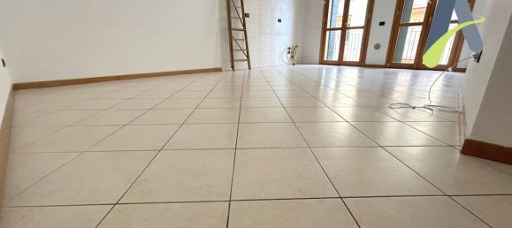 2 bedrooms Apartment in Mira, Italy No. 259534 2