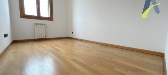 2 bedrooms Apartment in Mira, Italy No. 259534 11