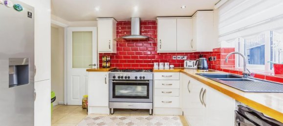 5 Schlafzimmer Haus in New Addington, United Kingdom, Nr. 8101 3