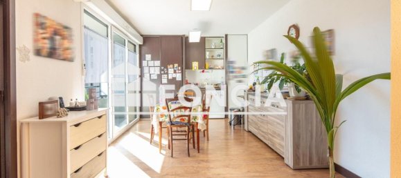 Apartamento de 1 dormitorio en Voiron, France No. 194193 10