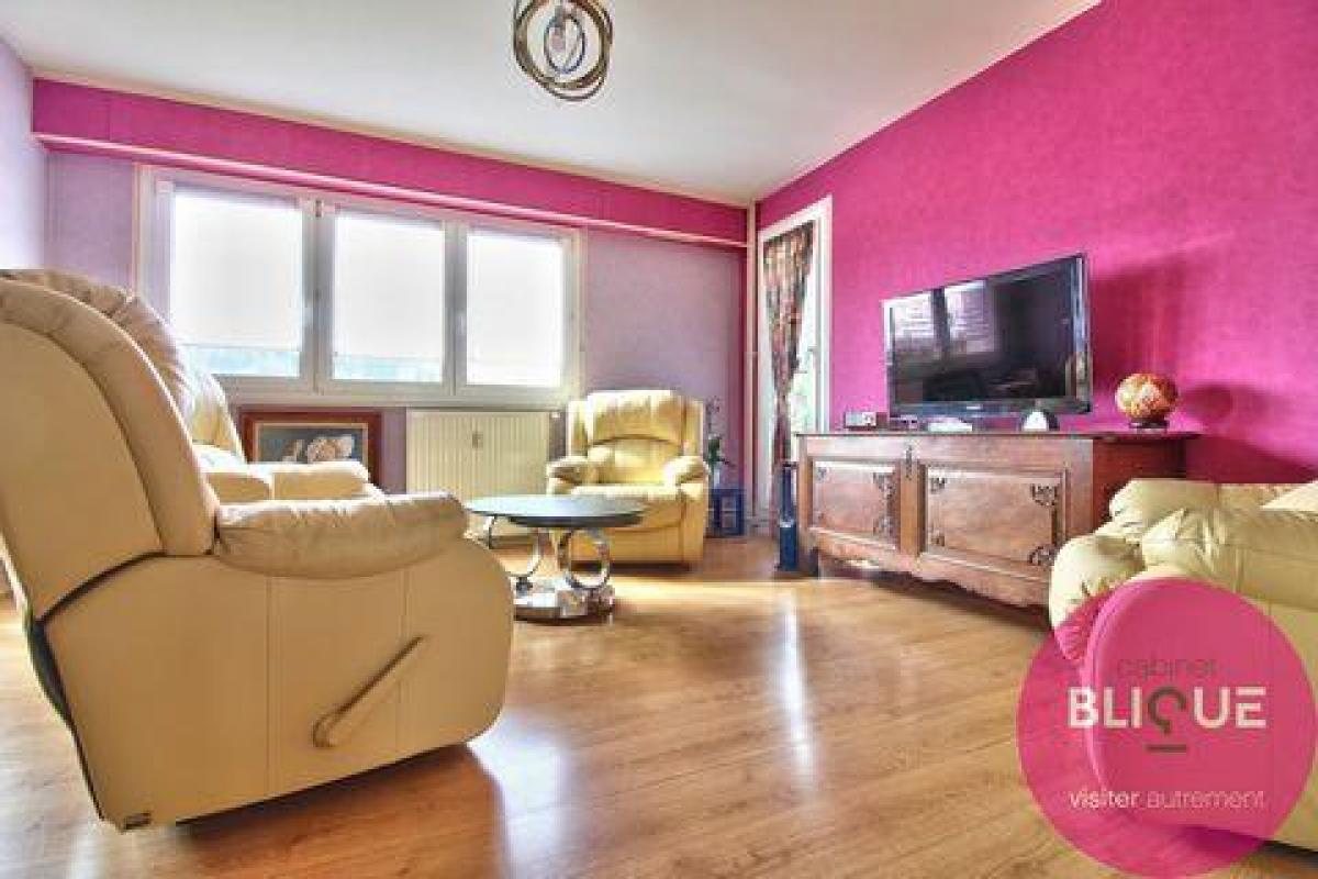 4 bedrooms Condo in Charmes, France No. 35861