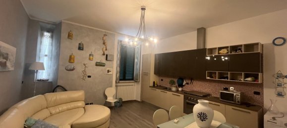 3 rooms Apartment in Anzio, Italy No. 11153 4