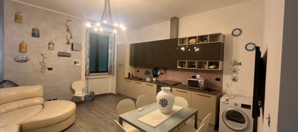 3 rooms Apartment in Anzio, Italy No. 11153 2